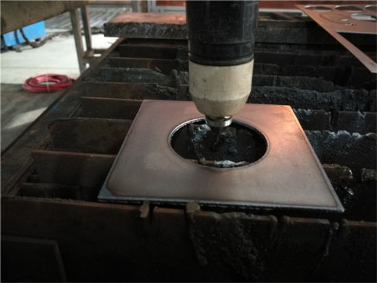 CNC Factory leverer plasma- og flamebordskjærer for metallplate