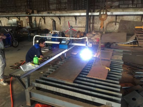 Mild stål rustfritt stål bærbar CNC plasma skjære maskin